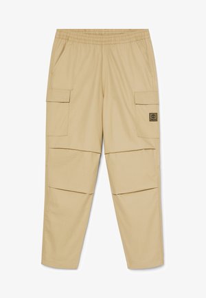 Beige Cargo-Hosen mit elastischem Bund, ausgestattet mit zwei Seitentaschen und zwei großen Cargo-Taschen. Hergestellt aus leichtem, strukturiertem Stoff.