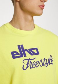 ELHO FLAGSTAFF 89 UNISEX - T-shirt print - yellow