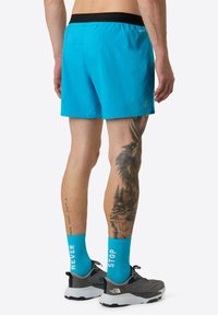The North Face M BREEZE SHORT 5IN - Kurze Sporthose - meridian blue
