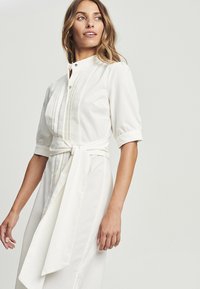 WILLA LOUNGE  - Särkkleit - white