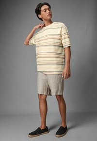 Next - T-shirt z nadrukiem