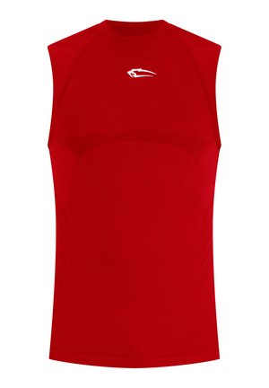 Camiseta deportiva roja sin mangas con un pequeño logo abstracto blanco centrado cerca del escote, con paneles de tejido texturizado en la parte frontal.