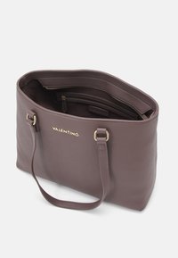 Valentino Bags NEVER - Maisiņveida soma - taupe
