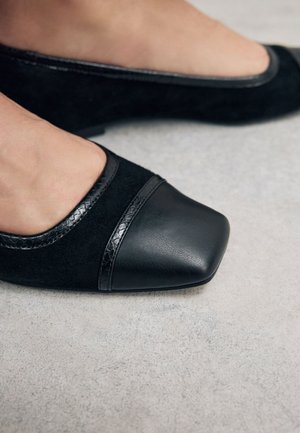 Next REGULAR FIT - FOREVER COMFORT SQUARE TOE - Balerínky - black