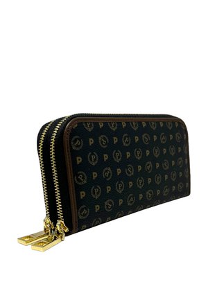 Portafoglio nero con dettagli dorati, caratterizzato da un motivo a logo ripetuto. Due scomparti con zip e rifiniture in pelle arricchiscono il suo design.