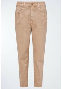 Pantalones de algodón beige con corte recto, que cuentan con cinco bolsillos, una cremallera frontal y un cierre de botón marrón. Tejido texturizado con un desgaste mínimo.