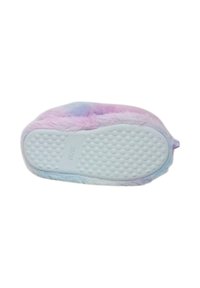 Pantofole soffici e pelose in rosa pastello e azzurro con suola bianca texturizzata, misura 28/29, viste dal basso.