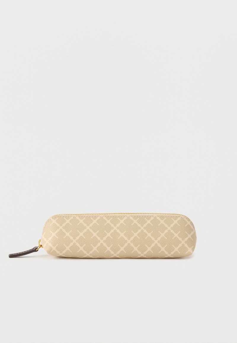 Μπεζ ορθογώνια κασετίνα μολυβιών με σχέδιο ρόμβων και μαύρο φερμουάρ, σε λευκό φόντο.