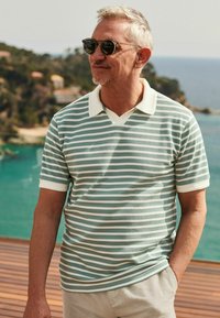 Next HORIZONTAL STRIPE REGULAR FIT - Poloshirts - mint green