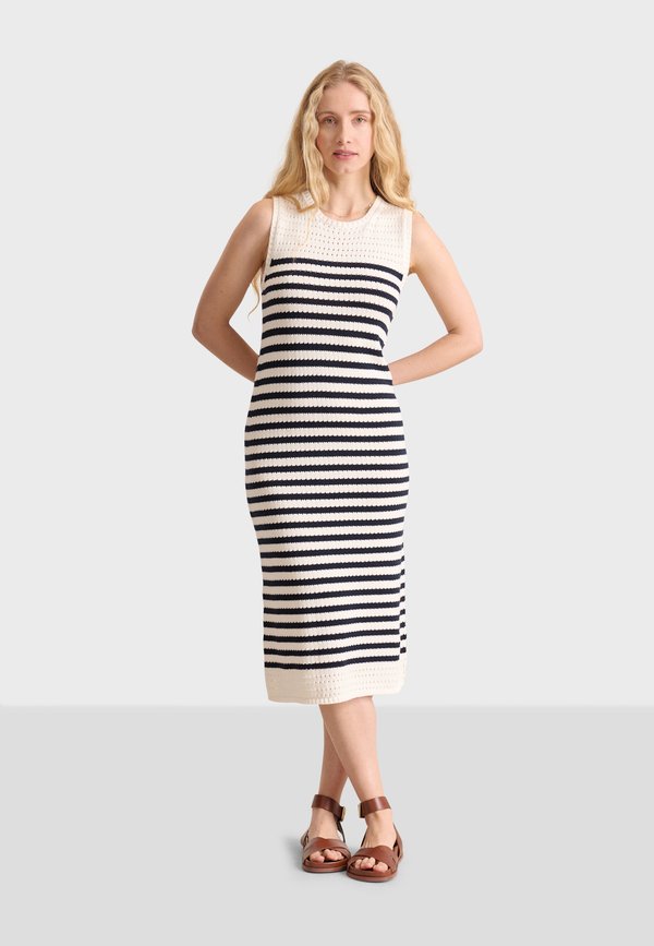 VIVIANNE - Strickkleid