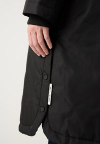 Marc O'Polo PADDED WITH HOOD DRAWSTRING AT WAIST - Parka - black