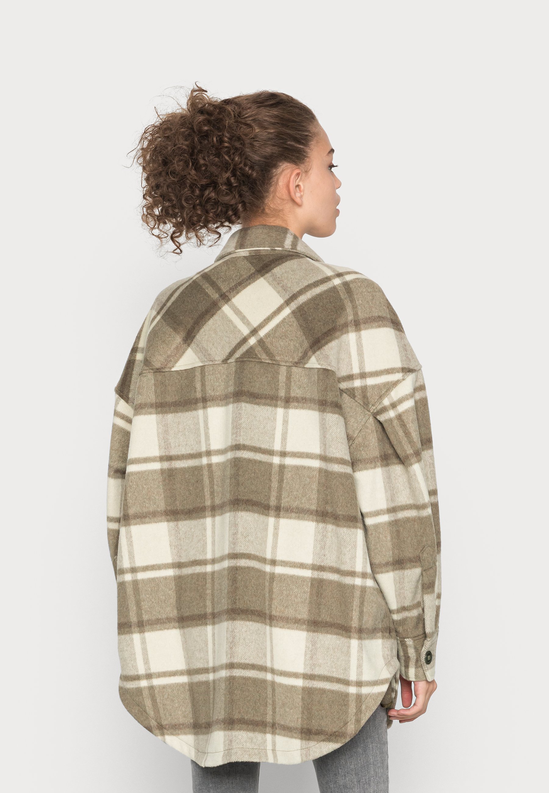 Good American Good Plaid Shacket Ld09 - Green