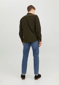 Jack & Jones JJECLASSIC - Camisa - rosin