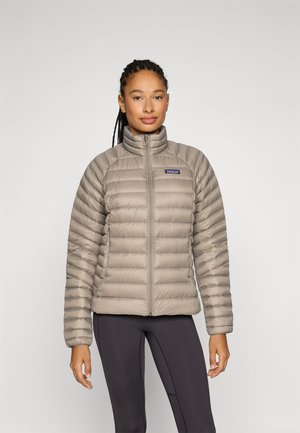 SWEATER - Bunda z prachového peří - wing grey