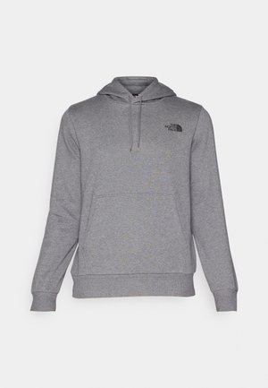 Sudadera con capucha gris hecha de una tela suave, con un bolsillo canguro en la parte frontal, capucha con cordón y un pequeño logo negro en el lado izquierdo del pecho.