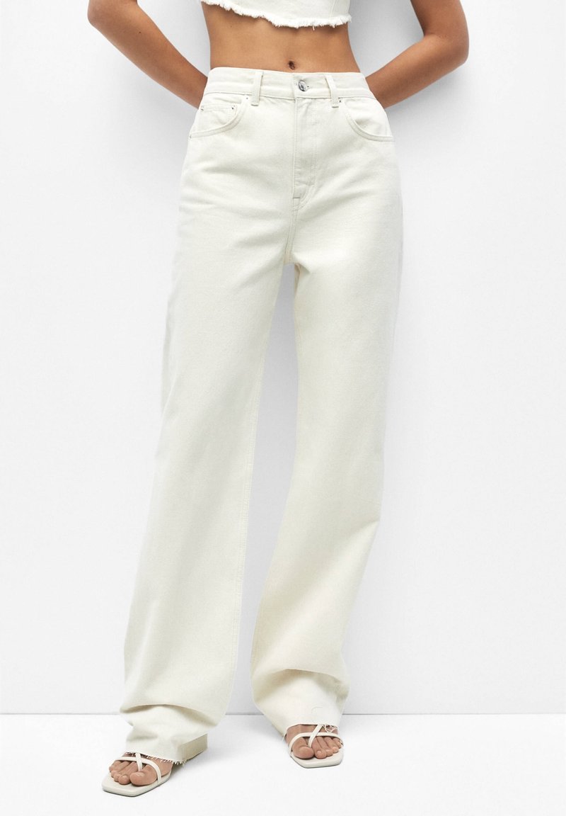 PULL&BEAR Vaqueros rectos - beige