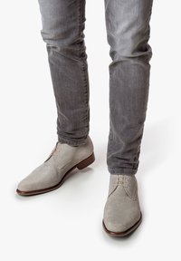 Floris van Bommel DE DRAVER  - Veterschoenen - darkwhite
