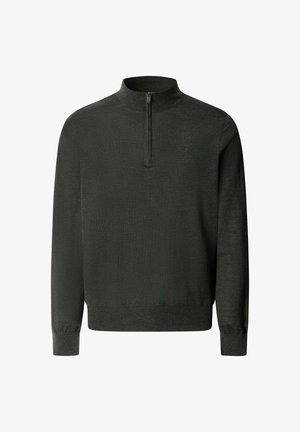 Tmavě zelený pulover s polo zipem, dlouhými rukávy a texturovanou látkou. Na hrudi je decentní logo.