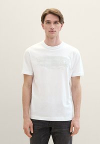 TOM TAILOR MIT TEXT - T-shirt imprimé - white