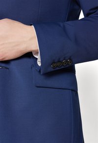 Isaac Dewhirst THE PREMIUM NOTCH FASHION SUIT - Κοστούμι - blue