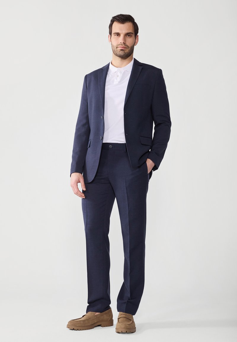 Pier One - STATEMENT LINEN SUIT - Anzug - navi, Vergrößern