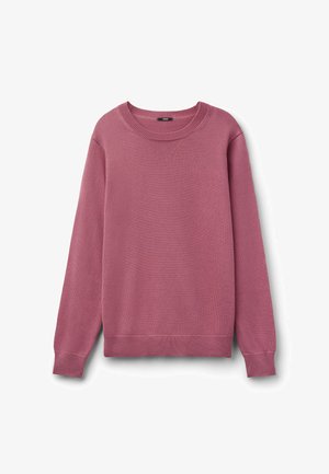 Trui met lange mouwen en ronde hals in stof van stofwol in poederroze, met geribbelde manchetten, zoom en halslijn, weergegeven op een witte achtergrond.