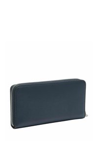 Portfel wykonany z granatowej skóry o gładkiej fakturze, prostokątnym kształcie i srebrnym zamkiem błyskawicznym. Minimalistyczny design, bez widocznych logo czy wzorów.