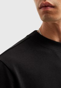 AllSaints NERO CREW - T-shirt - bas - jet black