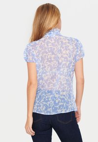 Saint Tropez LILJASZ CRINKLE SS - Skjorta - ultramarine porcelain blooms