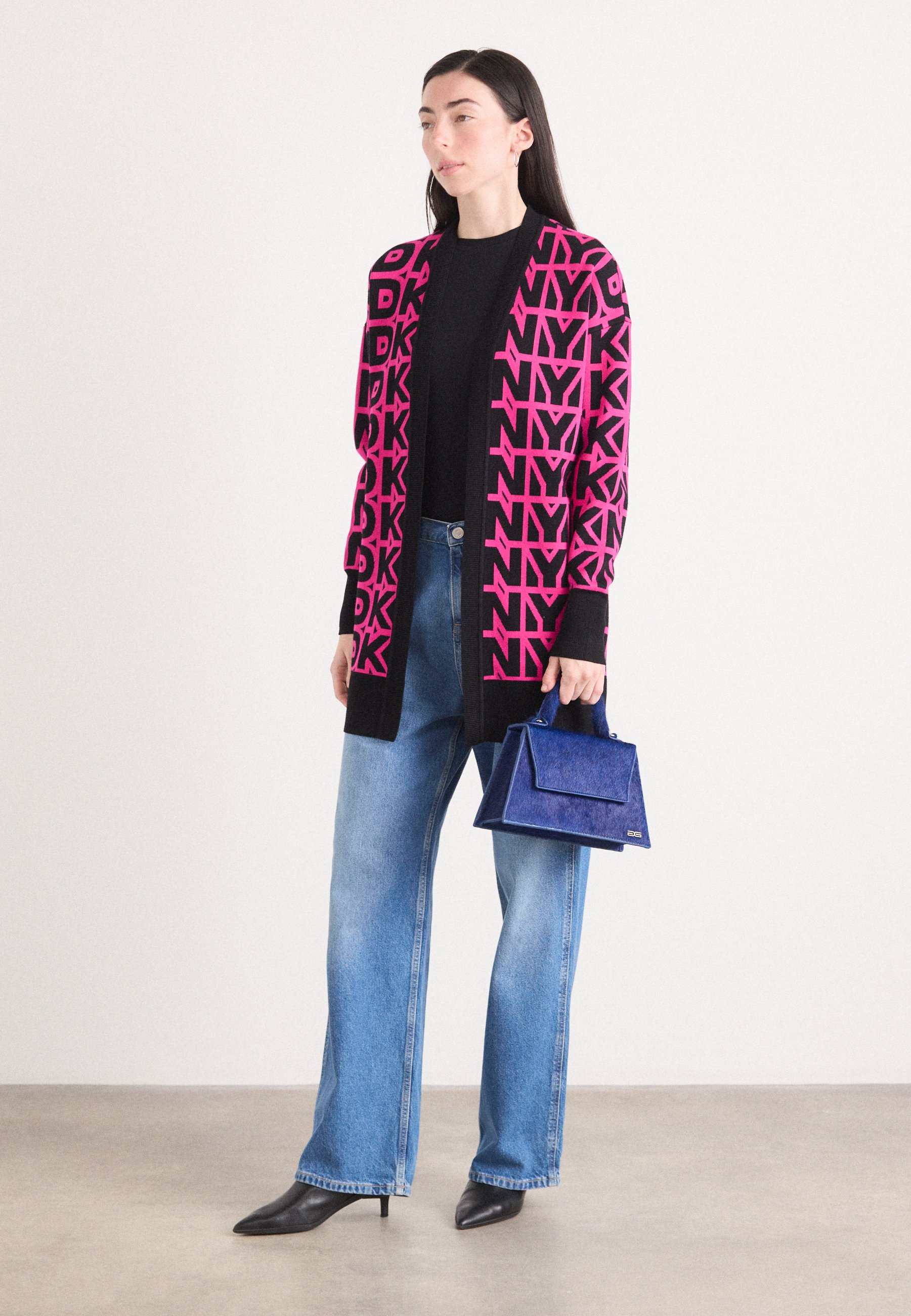 DKNY REPEAT LOGO CARDIGAN - Vest - fuchsia/black/donkerroze