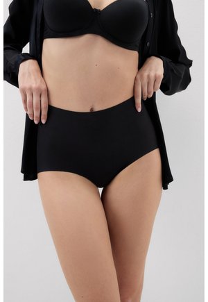 Intimissimi, - Figi