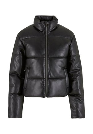 Fekete puffertabak, amely szintetikus bőrből készült, magas gallérral, elülső cipzárral és vízszintes varrással rendelkezik, valamint két oldalsó zsebbel.