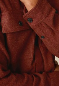 Next BLEND - Lehká bunda - rust brown