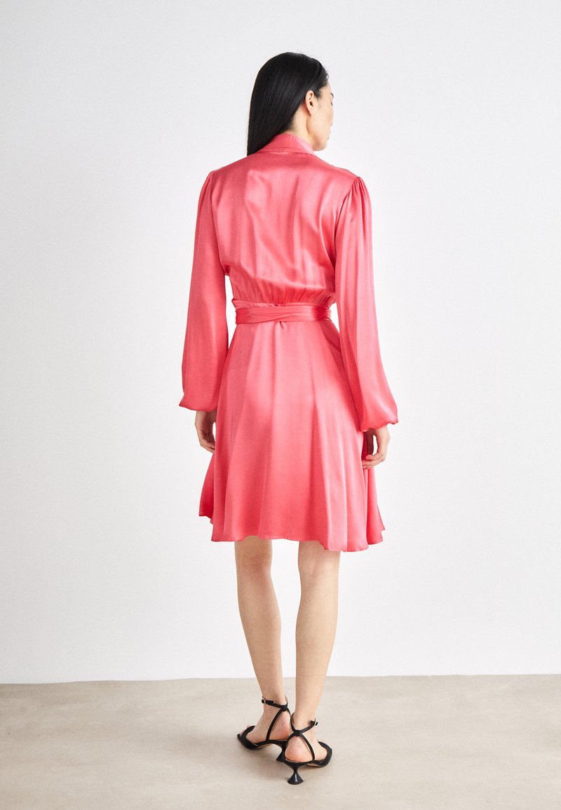 Cras LAURA DRESS - Cocktail dress / Party dress - paradise pink/pink -  Zalando.co.uk