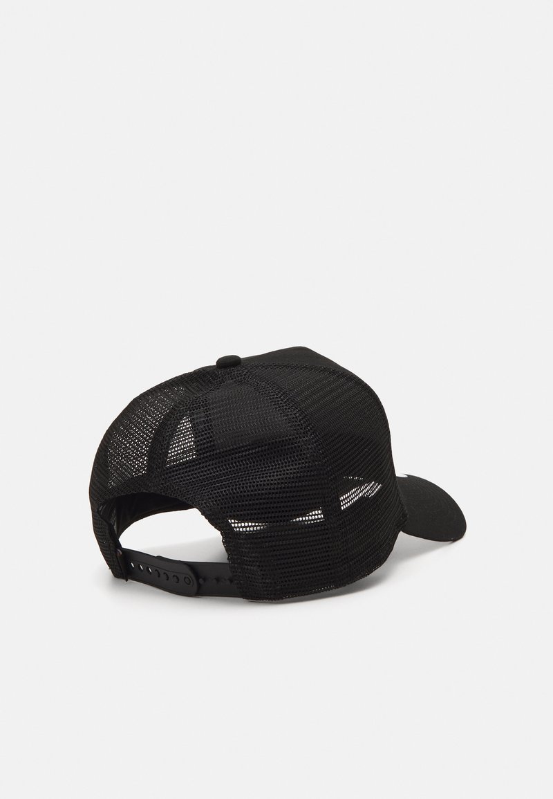 New Era 9FORTY® E-Frame Abstract Trucker Cap - Red Bull Racing | Fuel