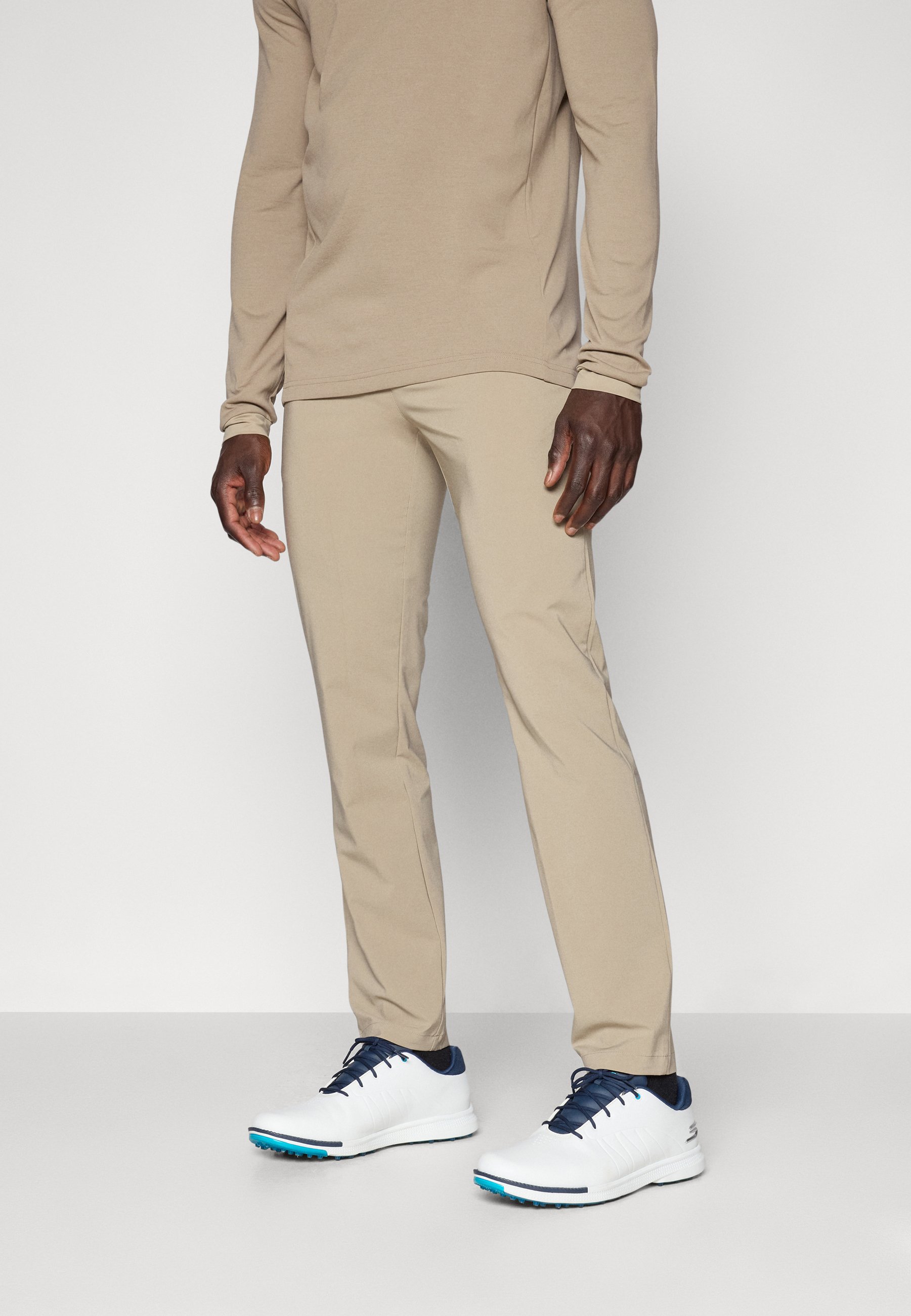 Under Armour Drive Tapered | Pantaloni Uomo Taglio Affusolato | Tessuto Microthread Antisudore | Cintura Elastica - 3