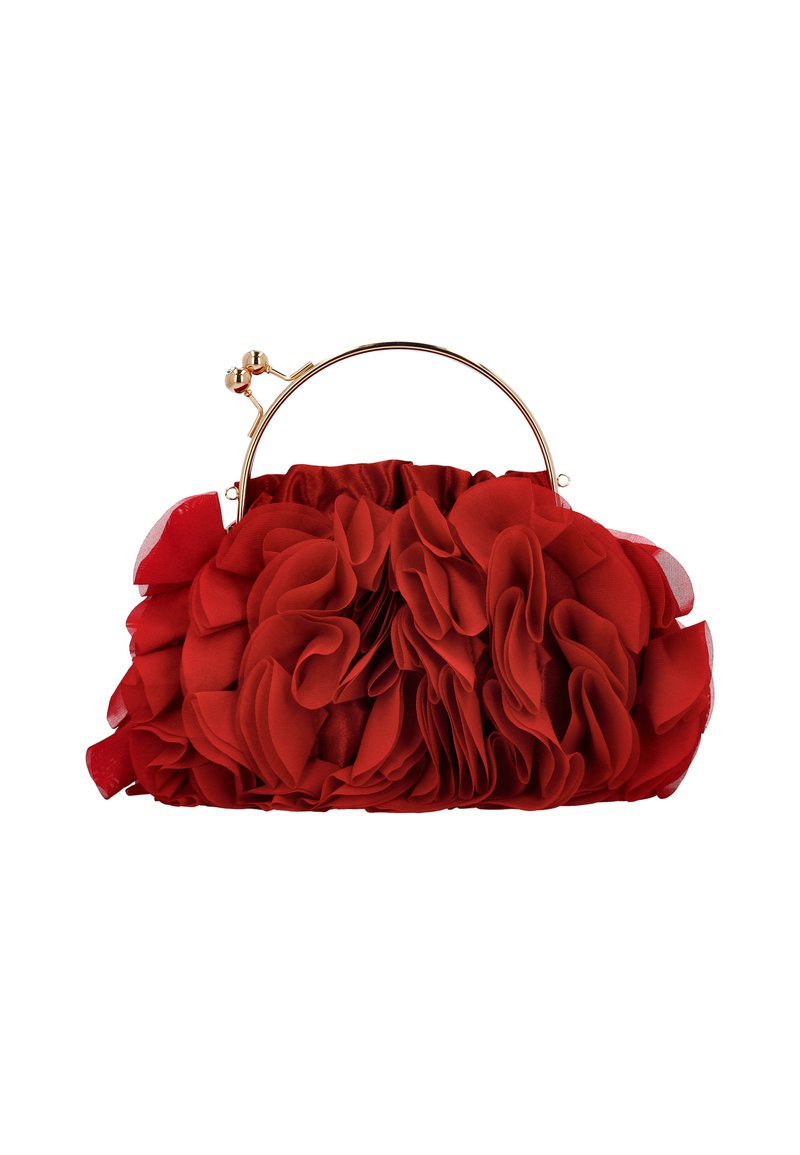 Bolso de tela roja con textura fruncida, marco de metal dorado y asa superior redondeada. Presenta un diseño fruncido con pétalos superpuestos.