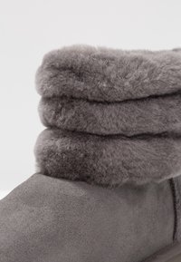 UGG Botines - dark grey