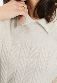 Trendyol Sweter