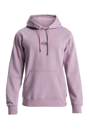Lichtroze hoodie gemaakt van zachte stof, met een voorzak, een capuchon met trekkoord en een klein diamantlogo in grijs en rood op de borst.