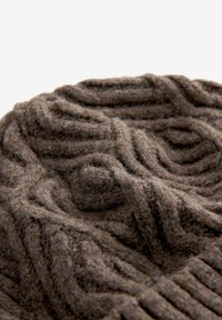 Next CABLE - Adīta cepure - brown