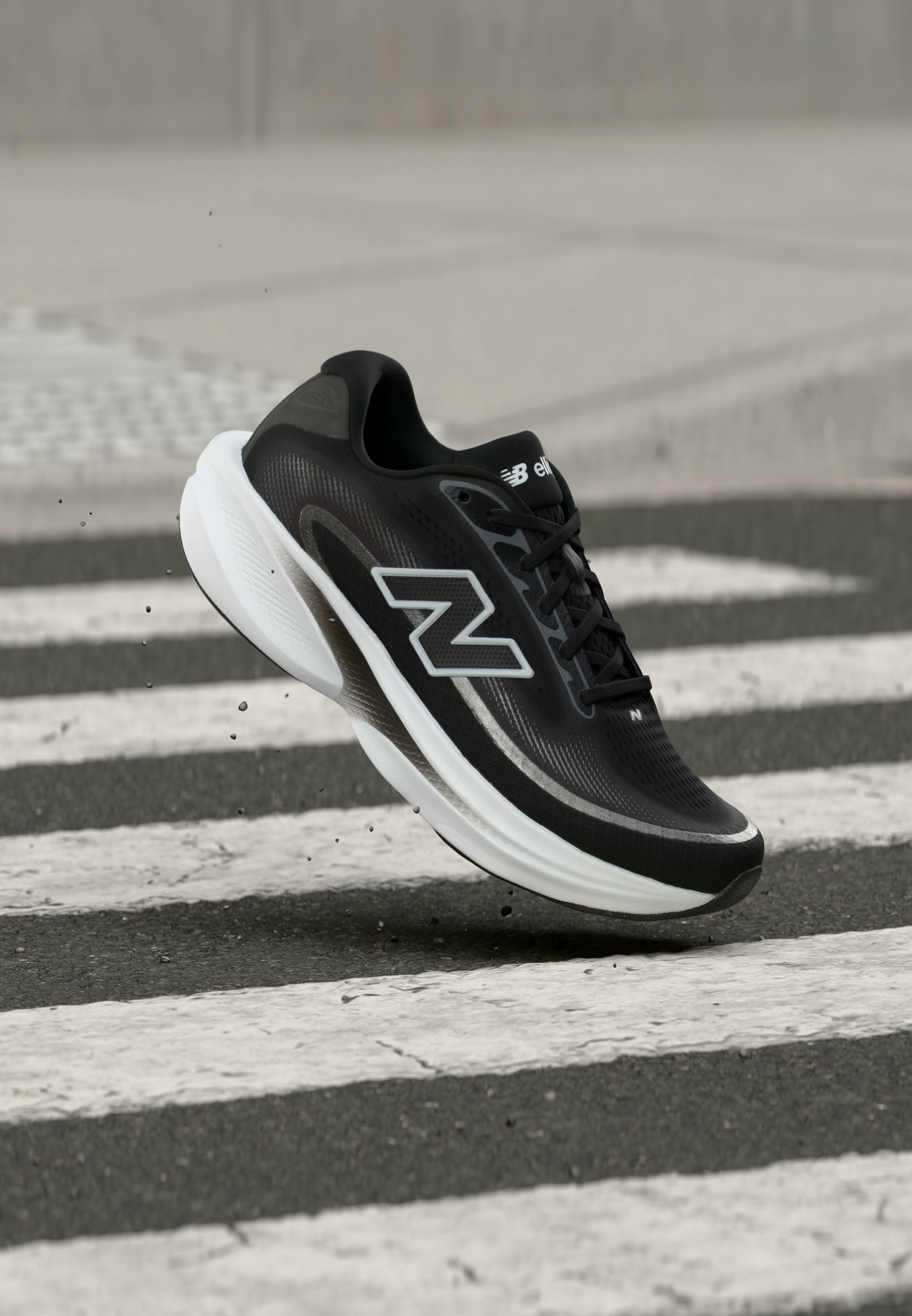 New Balance ELLIPSE V1 - Silniční běžecké boty - faded black