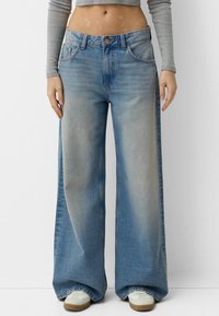Bershka - WIDE-LEG - Relaxed fit jeans - blue-grey Thumbnail Image 1