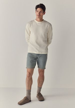 Next SLIM FIT STRETCH - Short en jean - light blue tint