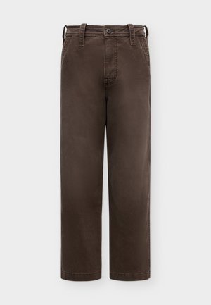 Hollister Co., JUL2 Y2K BAGGY CHINO - BROWN 1CC - Παντελόνι - brown