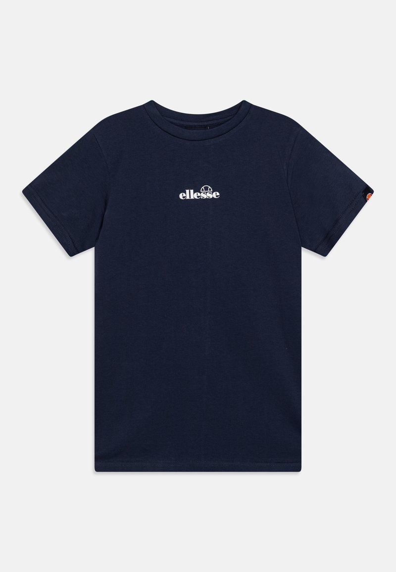 Maglietta in cotone blu navy con maniche corte, scollo a barco e un piccolo logo bianco sul petto. Texture liscia e design semplice.