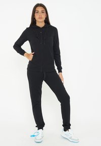 LEGEA SAIL - Felpa con zip - nero