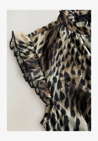 Neizvēlēts, animal leopard print