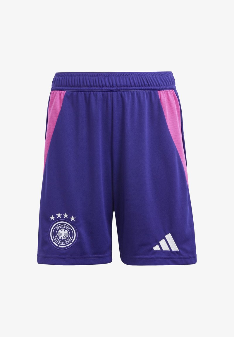 Pantalones cortos deportivos morados con paneles laterales rosas, cinturilla elástica y logo de Adidas en blanco con una insignia circular y estrellas en la parte delantera.