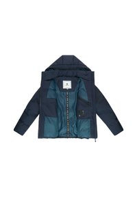 Giubbotto piumino blu navy con cappuccio, dotato di un rivestimento interno color teal, chiusura con zip e numerose tasche interne. Texture liscia, design robusto.